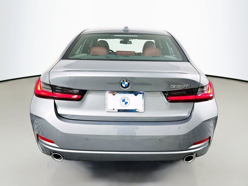 2026 BMW 3 Series - Image 6