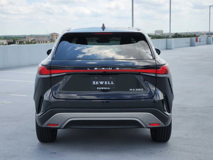 2023 Lexus RX 350 - Image 6