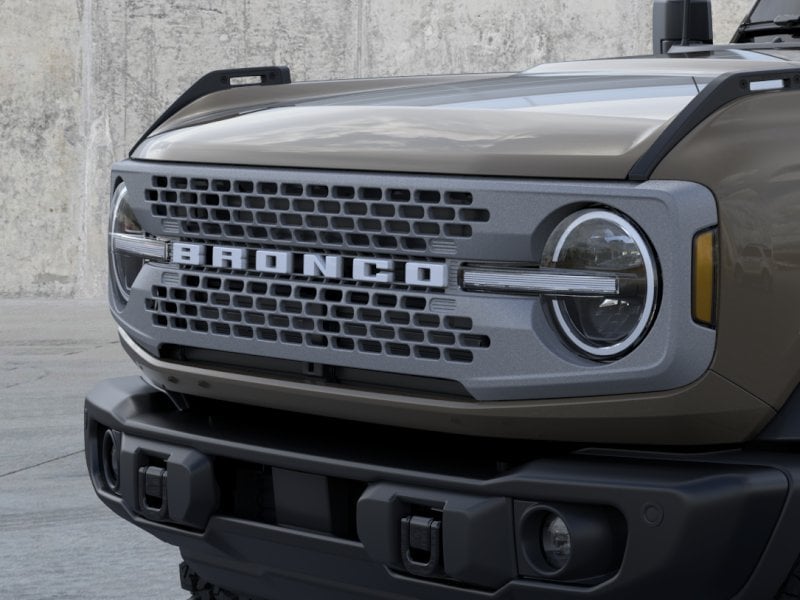 2026 Ford Bronco - Image 32