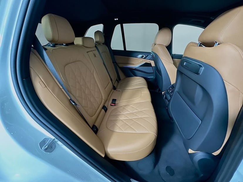 2024 BMW X5 - Image 28