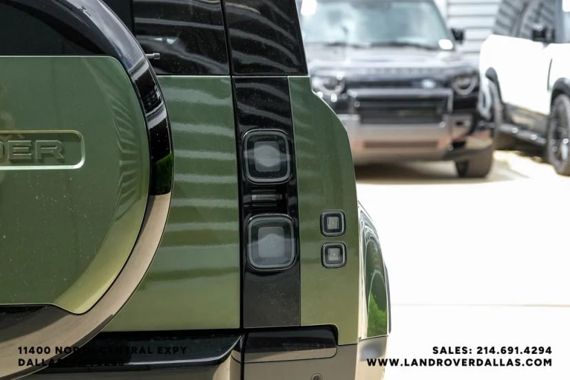 2026 Land Rover Defender 110 - Image 52
