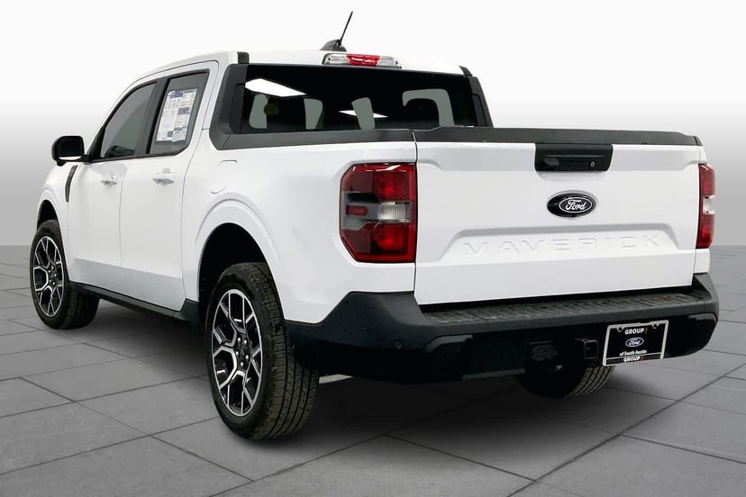 2026 Ford Maverick - Image 11