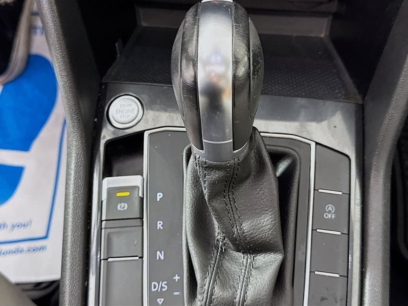 2019 Volkswagen Tiguan - Image 22