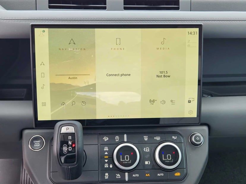 2026 LAND ROVER Defender 130 - Image 16