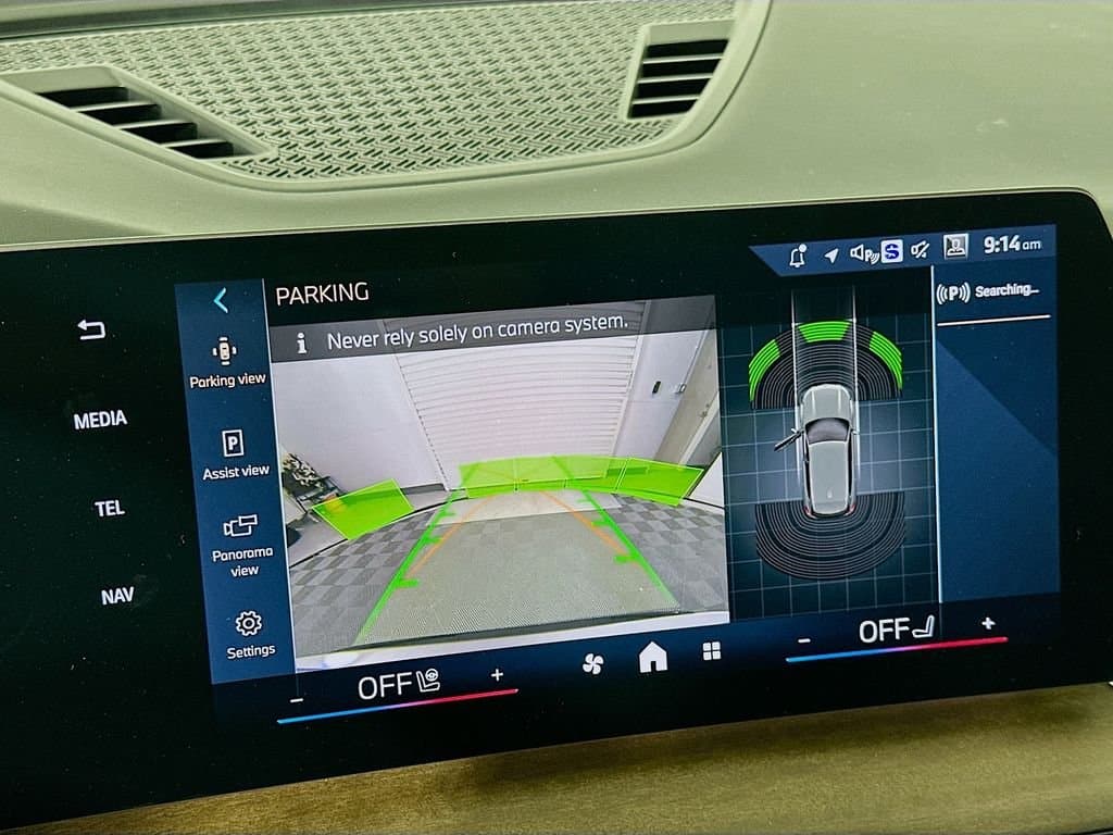 2025 BMW X1 - Image 13