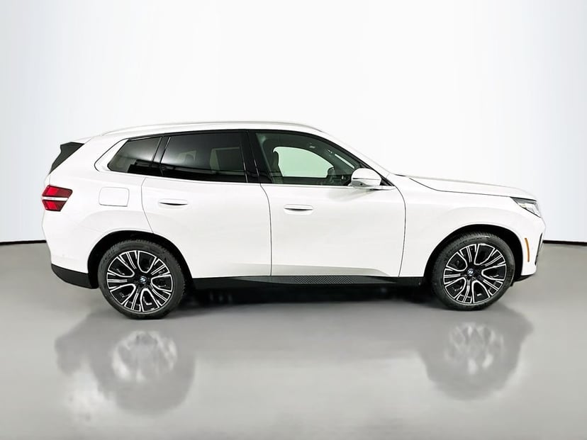 2026 BMW X3 - Image 4