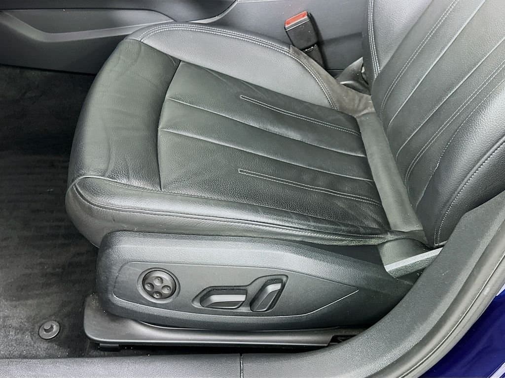 2017 Audi A4 - Image 19