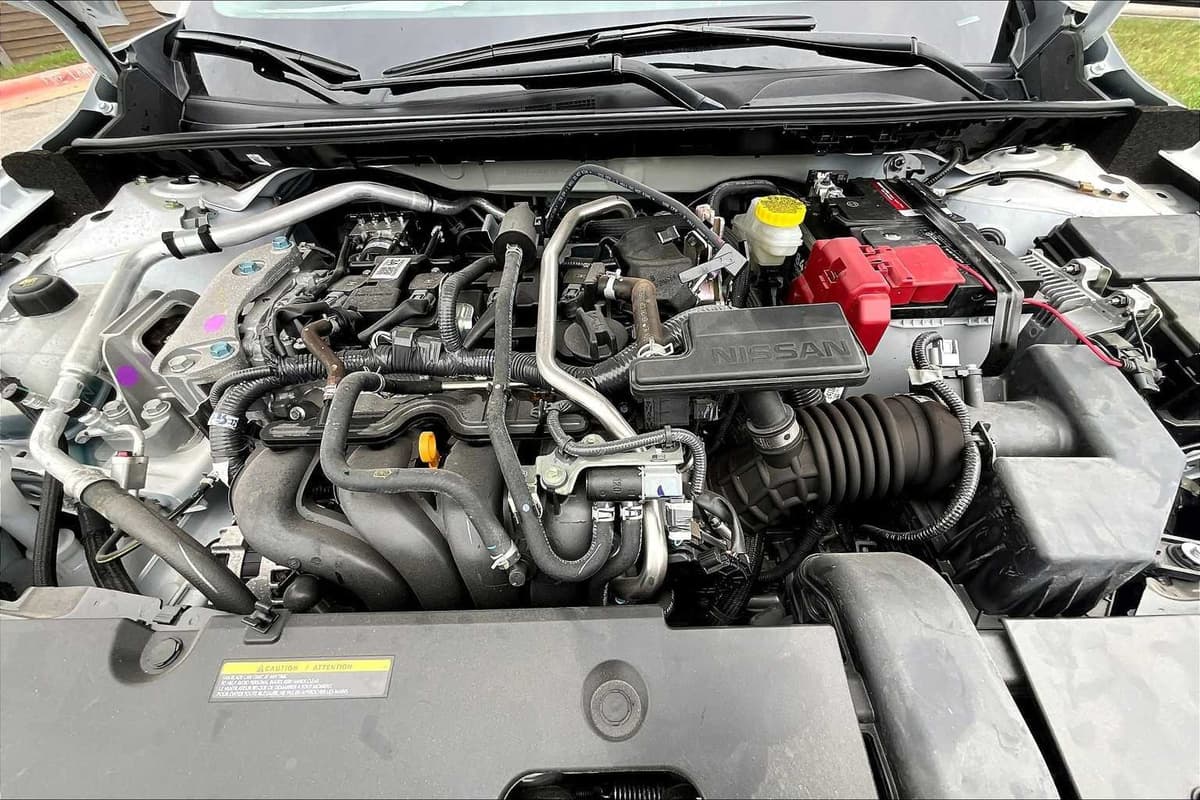 2025 Nissan Sentra - Image 16