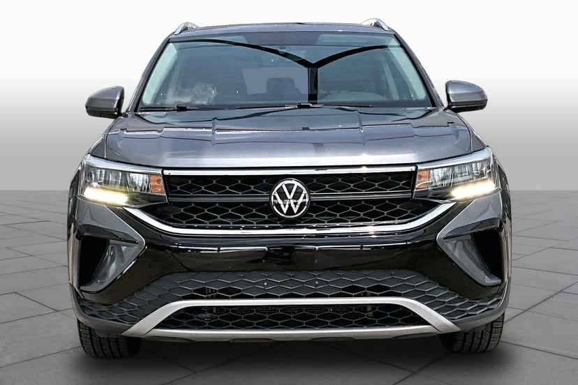 2022 Volkswagen Taos - Image 4