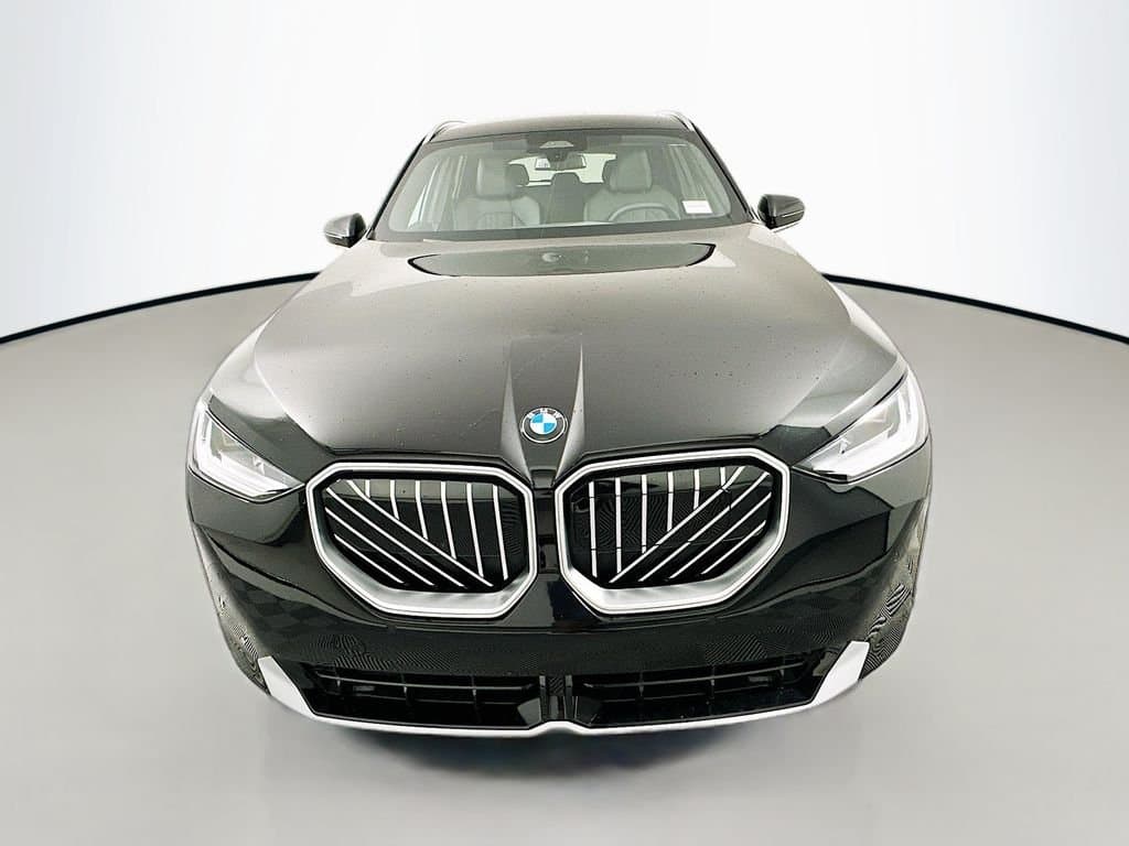 2026 BMW X3 - Image 2