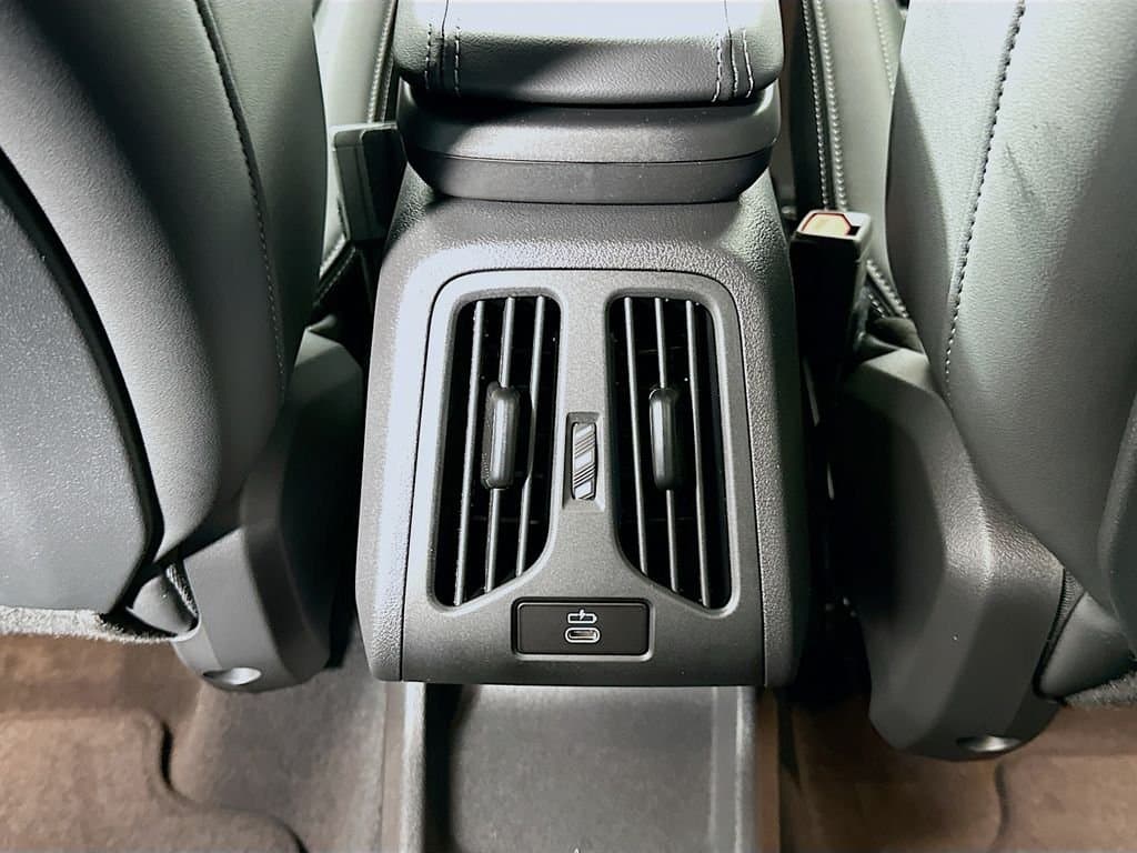 2026 BMW X1 - Image 18