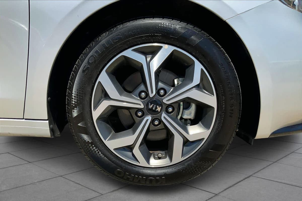 2020 Kia Forte - Image 10