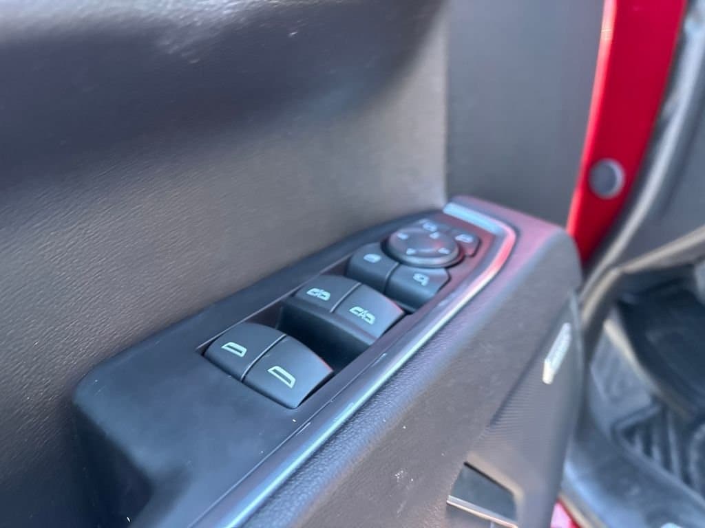 2025 Chevrolet Silverado 1500 - Image 22