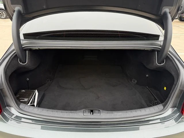 2021 Genesis G80 - Image 31