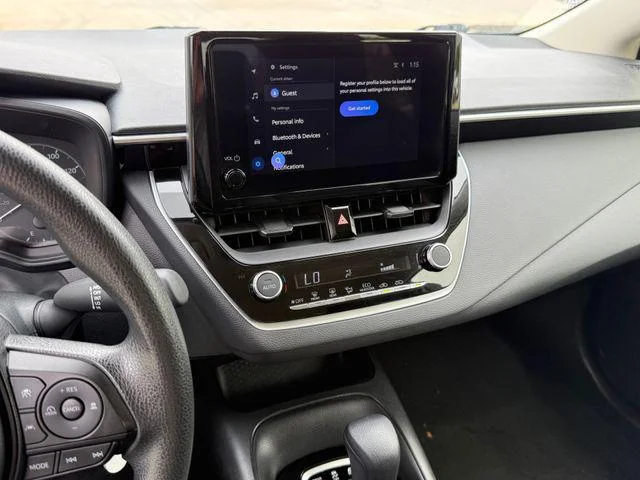 2025 Toyota COROLLA HYBRID - Image 20
