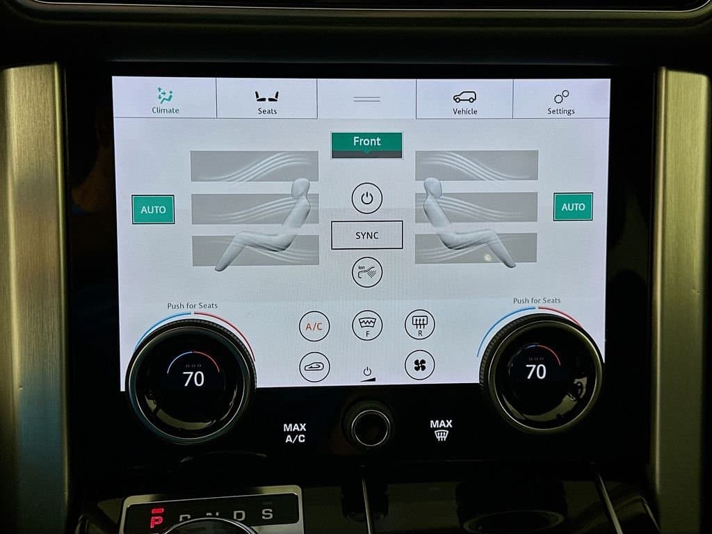 2018 Land Rover Range Rover - Image 16