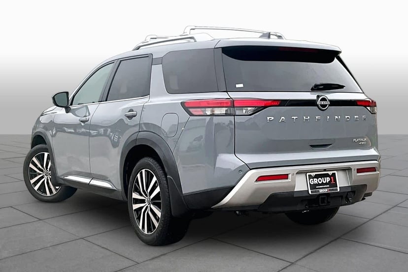 2023 Nissan Pathfinder - Image 12