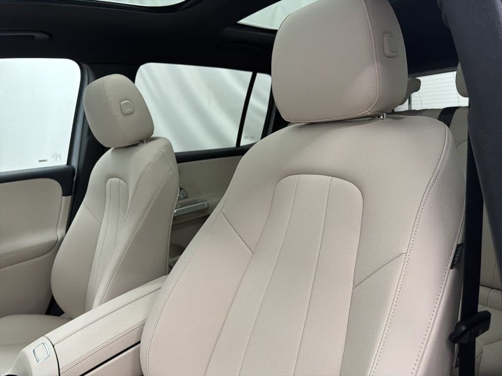 2026 MERCEDES-BENZ GLB - Image 14