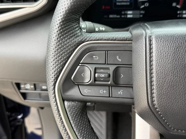 2025 Toyota Tundra - Image 16