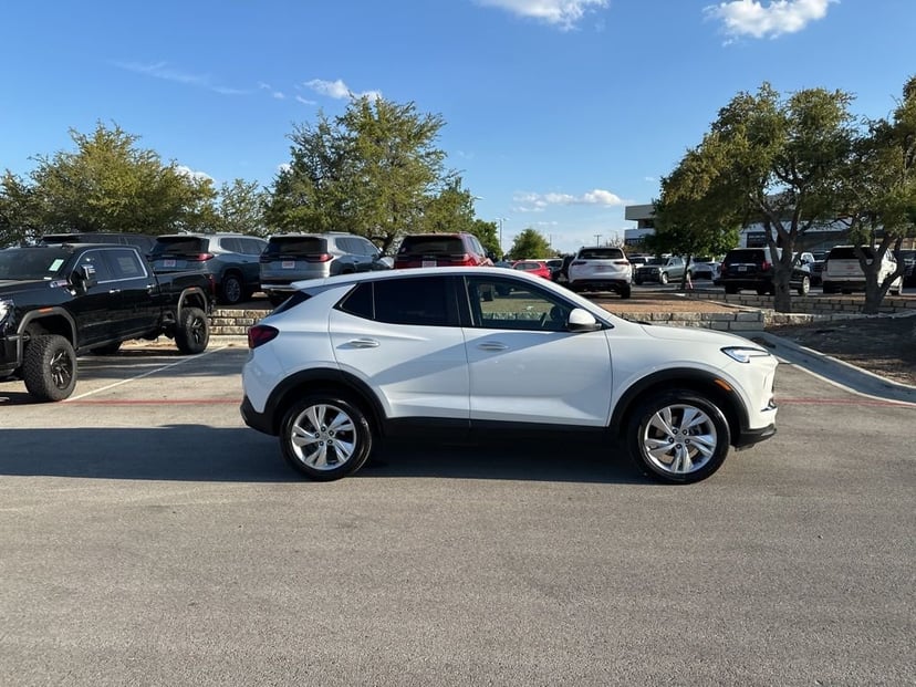 2024 Buick Encore GX - Image 11