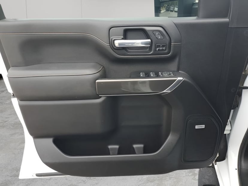 2023 GMC Sierra 2500HD - Image 26