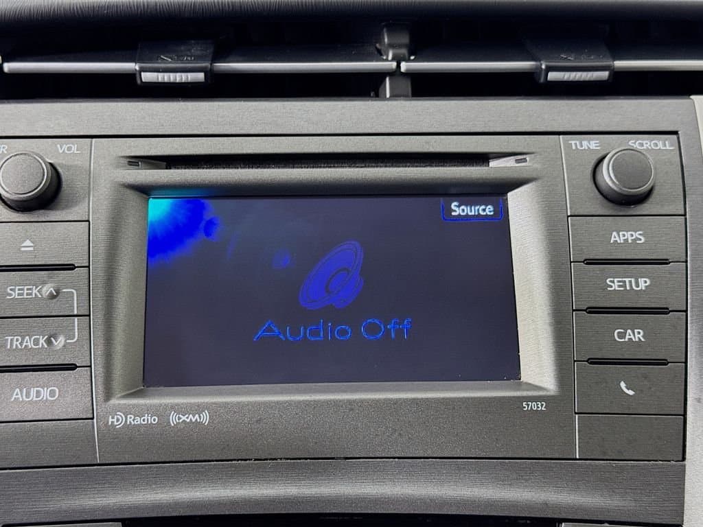 2014 TOYOTA Prius - Image 18