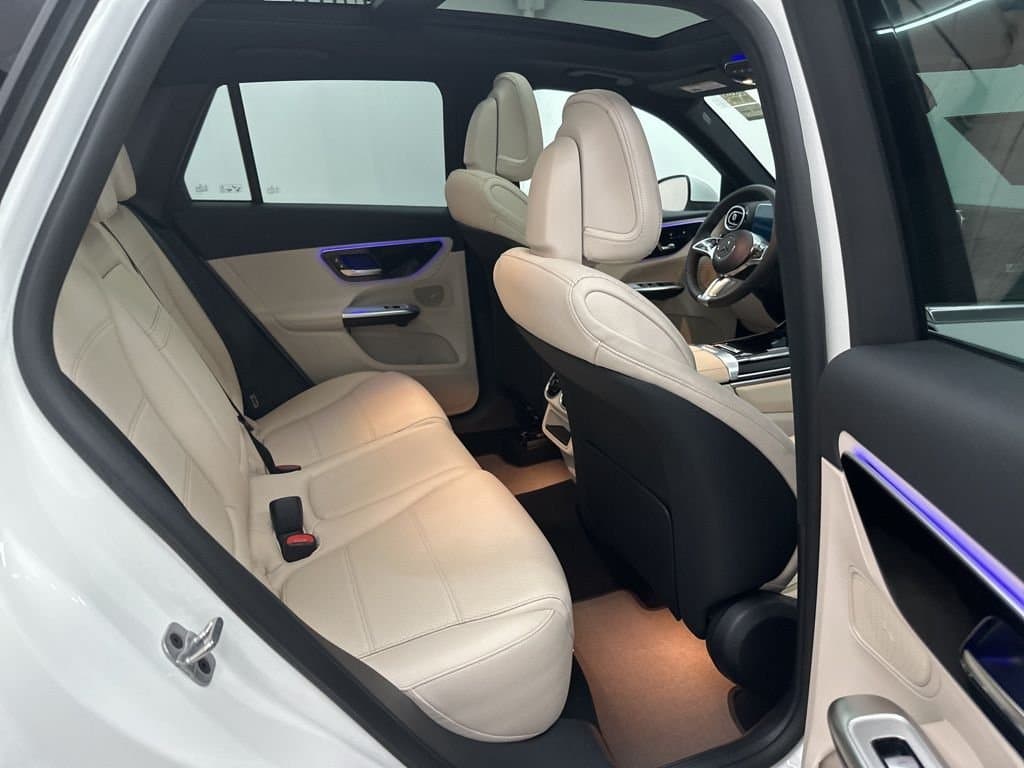 2026 MERCEDES-BENZ GLC - Image 24