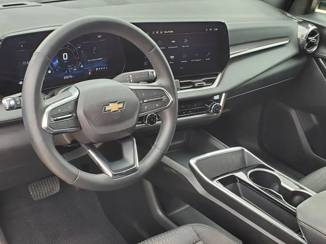 2025 Chevrolet Equinox - Image 11