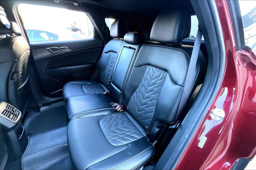 2023 Kia Sportage - Image 21
