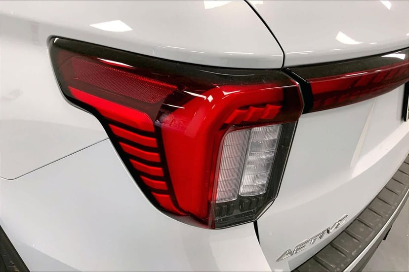 2026 Ford Explorer - Image 14