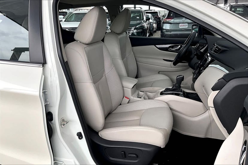 2022 Nissan Rogue Sport - Image 9