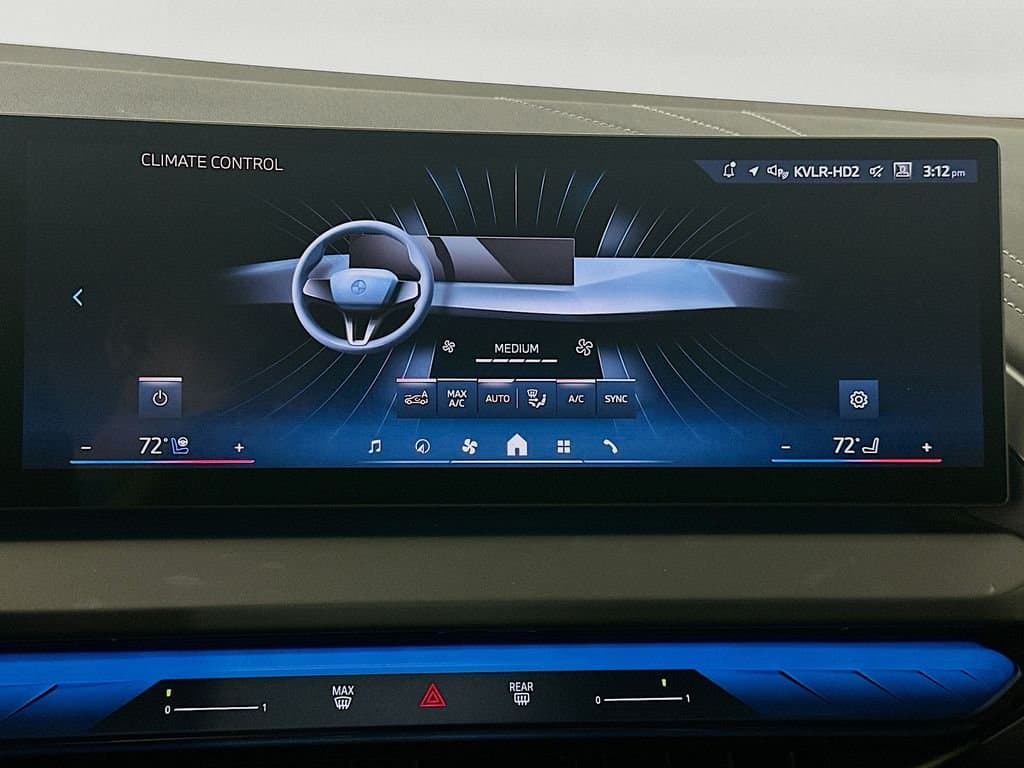 2025 BMW X3 - Image 15