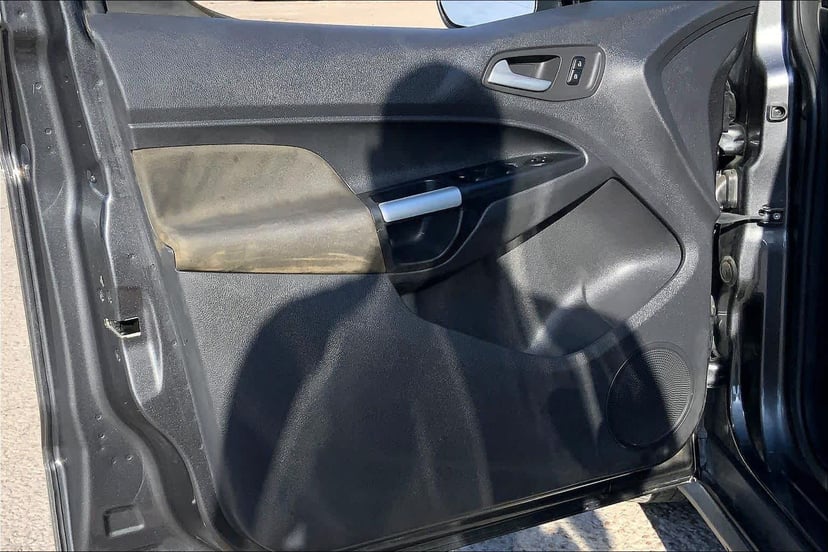 2016 Ford Transit Connect Wagon - Image 21