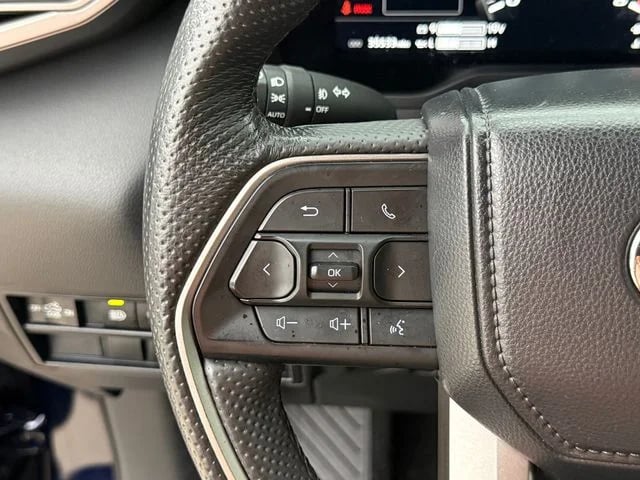 2025 Toyota Tundra - Image 13