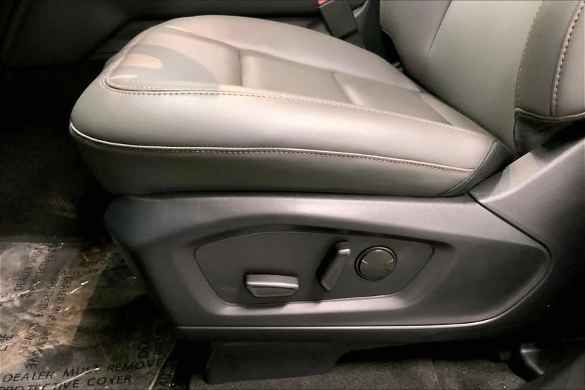 2026 Ford Explorer - Image 19