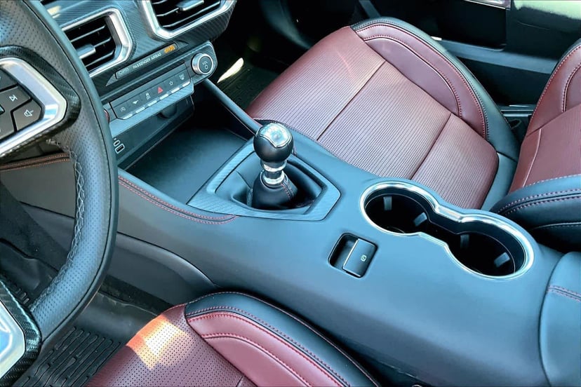 2025 Ford Mustang - Image 17