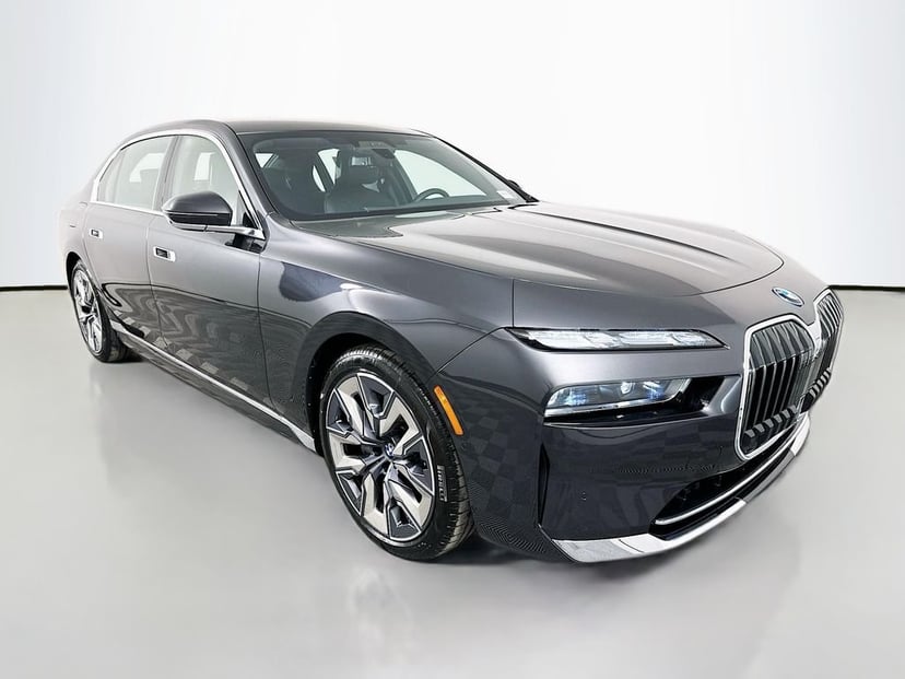 2026 BMW i7 - Image 3