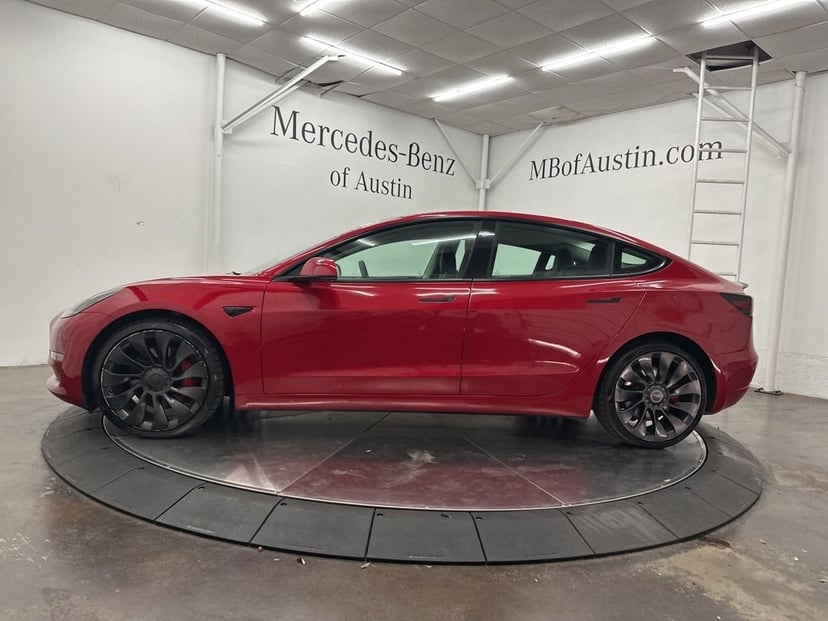 2023 Tesla Model 3 - Image 4