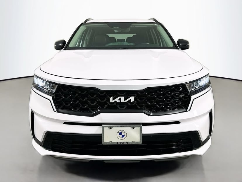 2022 Kia Sorento - Image 2