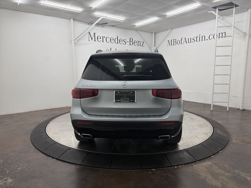 2026 Mercedes-Benz GLB - Image 6