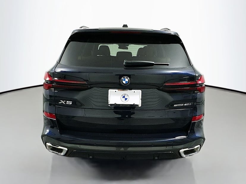 2026 BMW X5 - Image 6