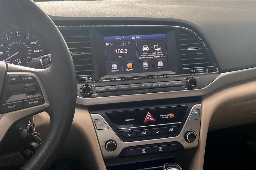 2017 Hyundai Elantra - Image 7