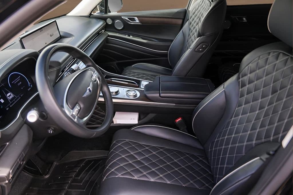 2023 Genesis GV80 - Image 9
