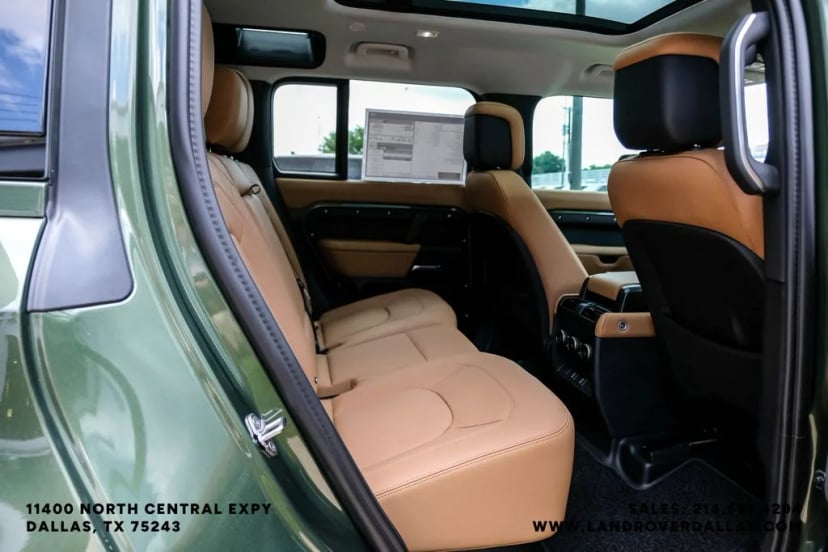 2026 Land Rover Defender 110 - Image 39