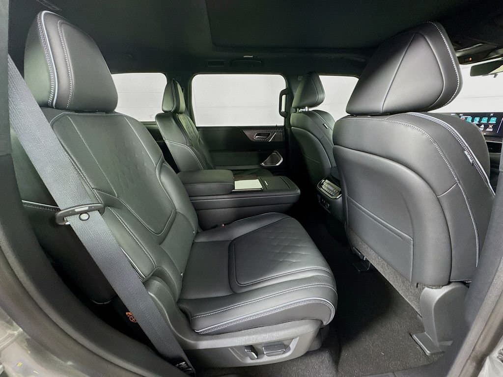 2026 INFINITI QX80 - Image 34