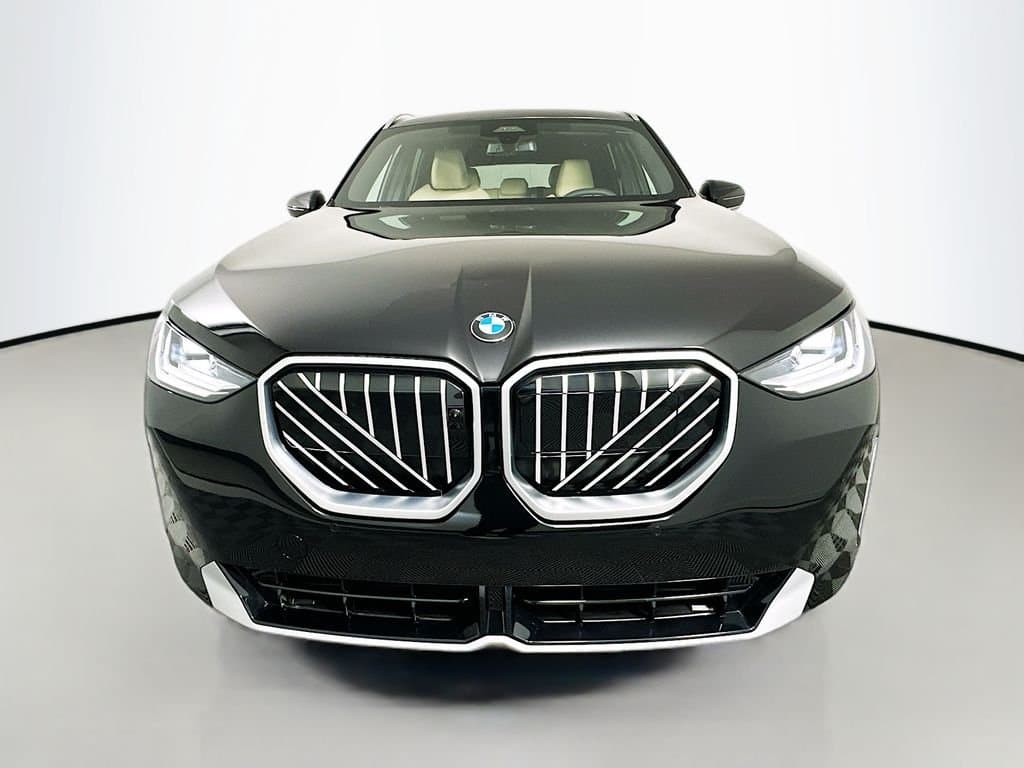 2025 BMW X3 - Image 2