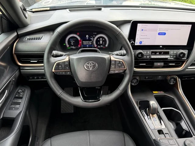 2025 Toyota Grand Highlander Hybrid - Image 22