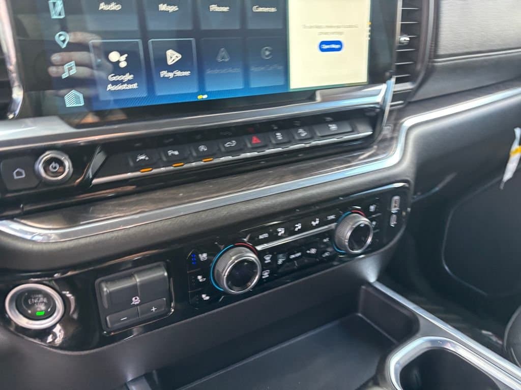 2025 Chevrolet Silverado 1500 - Image 16