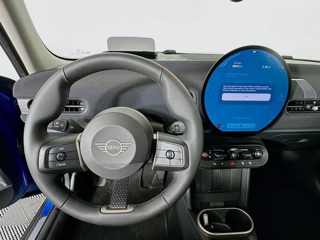 2025 MINI Cooper - Image 10