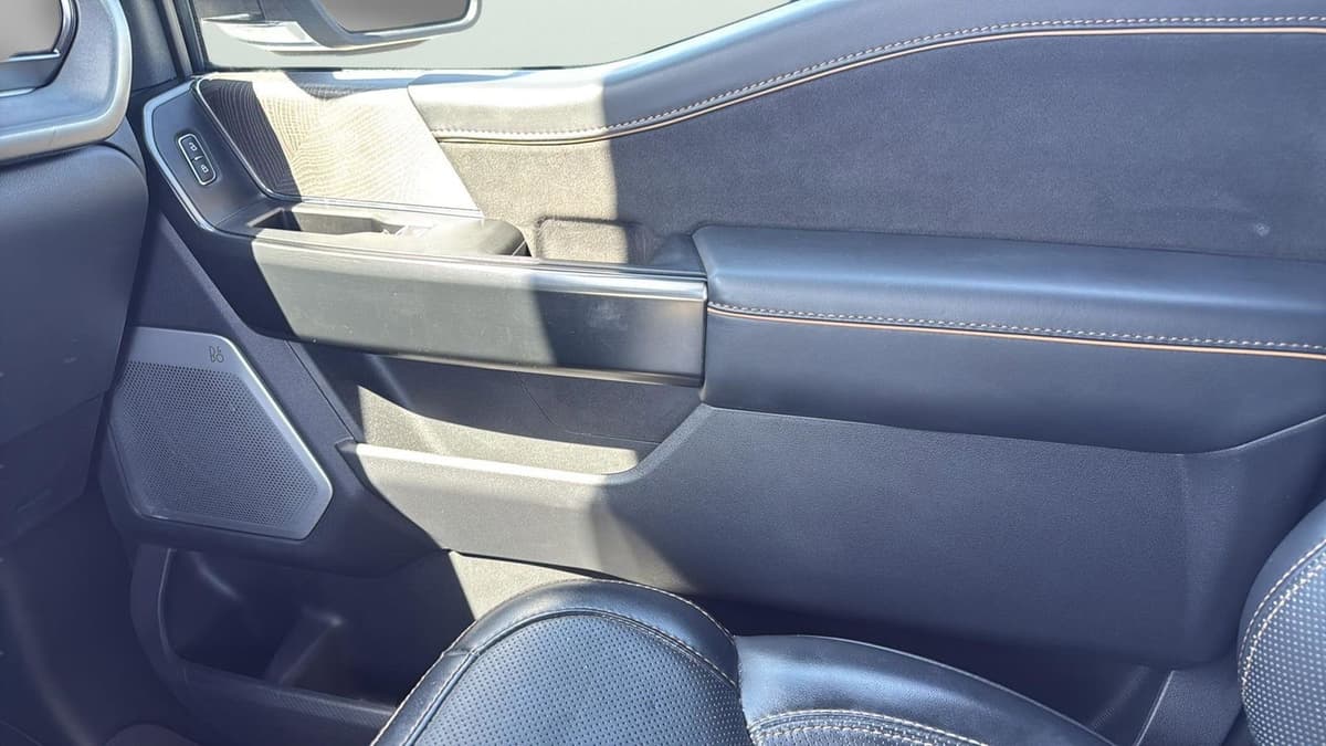 2023 Ford F-150 - Image 24